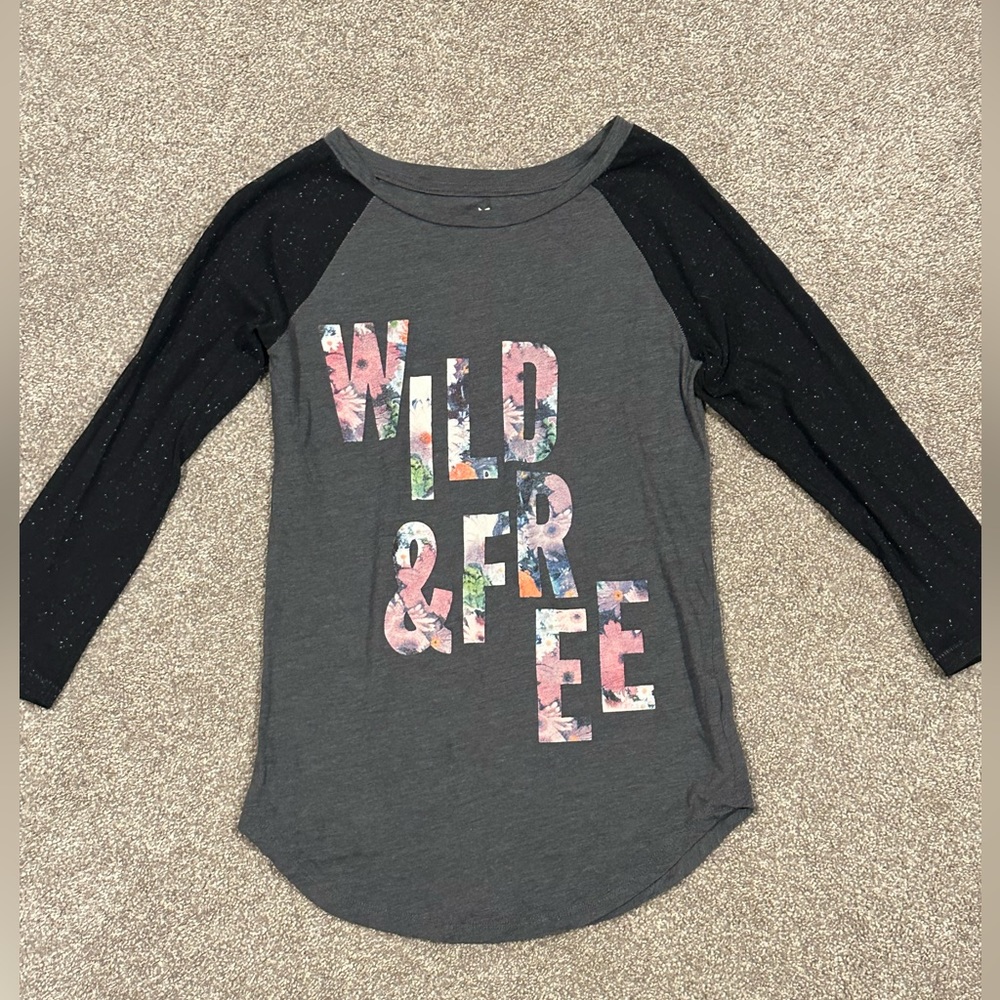 Women’s NWOT 3/4 sleeve American Eagle Tee Size XS